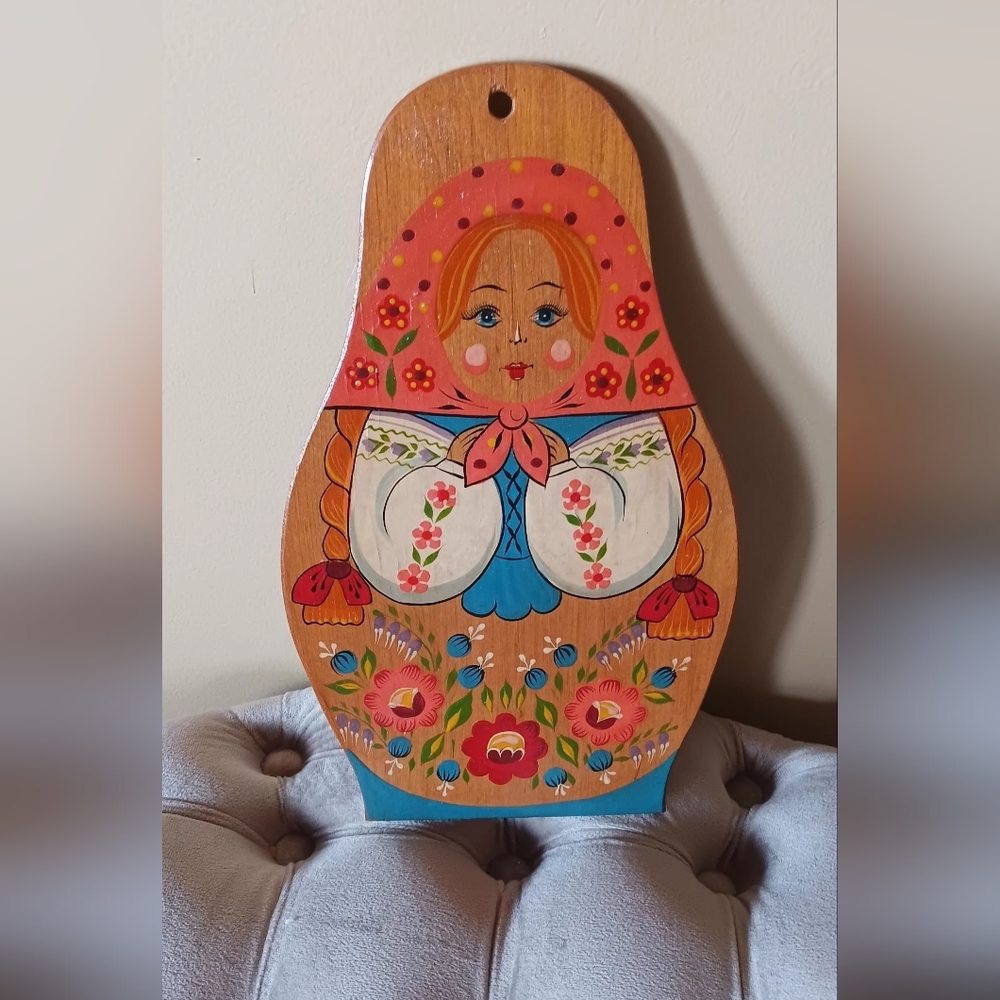 Vintage 1990s Matryoshka Doll Hand painted Wall Decor, 1 CO Wear On Back - Picture 4 of 4